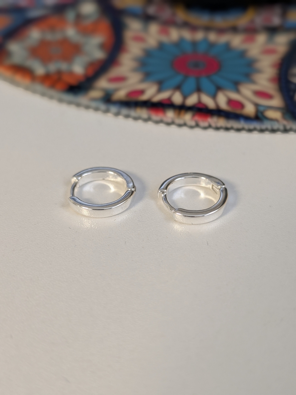 Sterling Silver Minimal Hoop Earrings - Silver